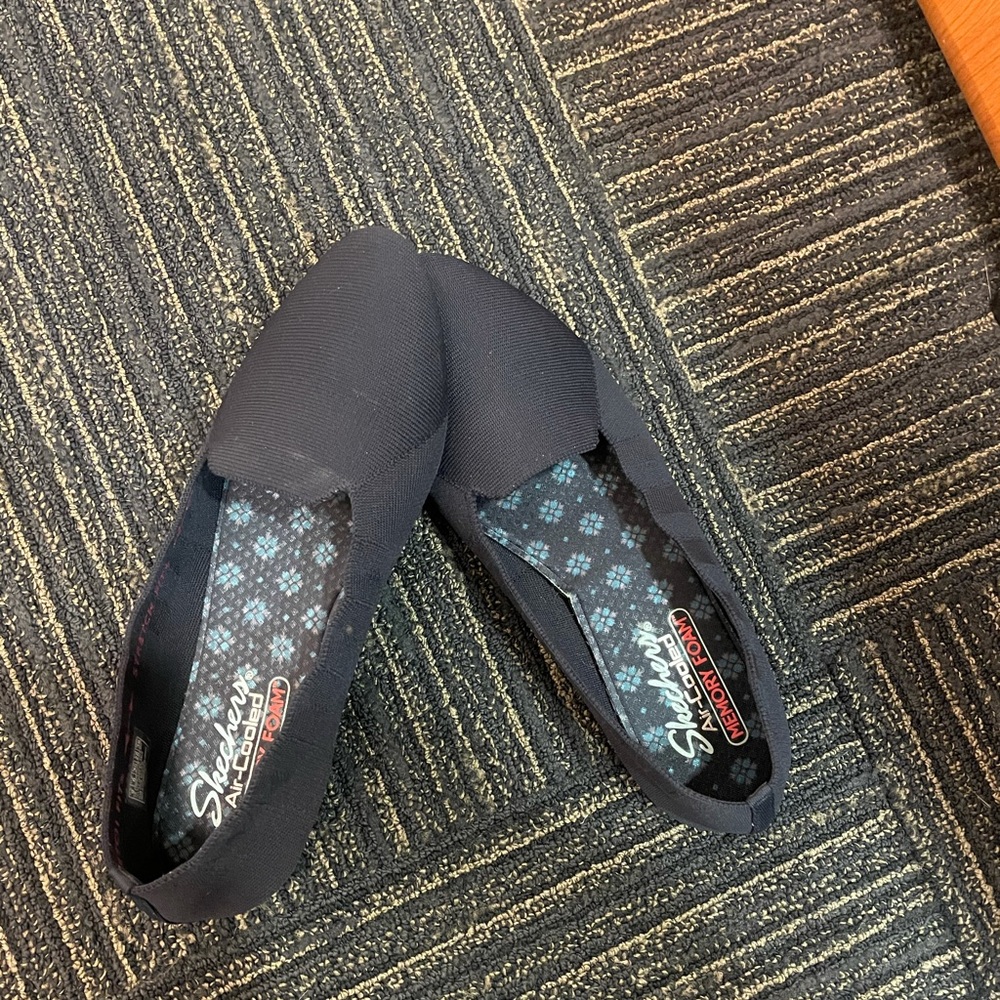 Navy size 9 flats